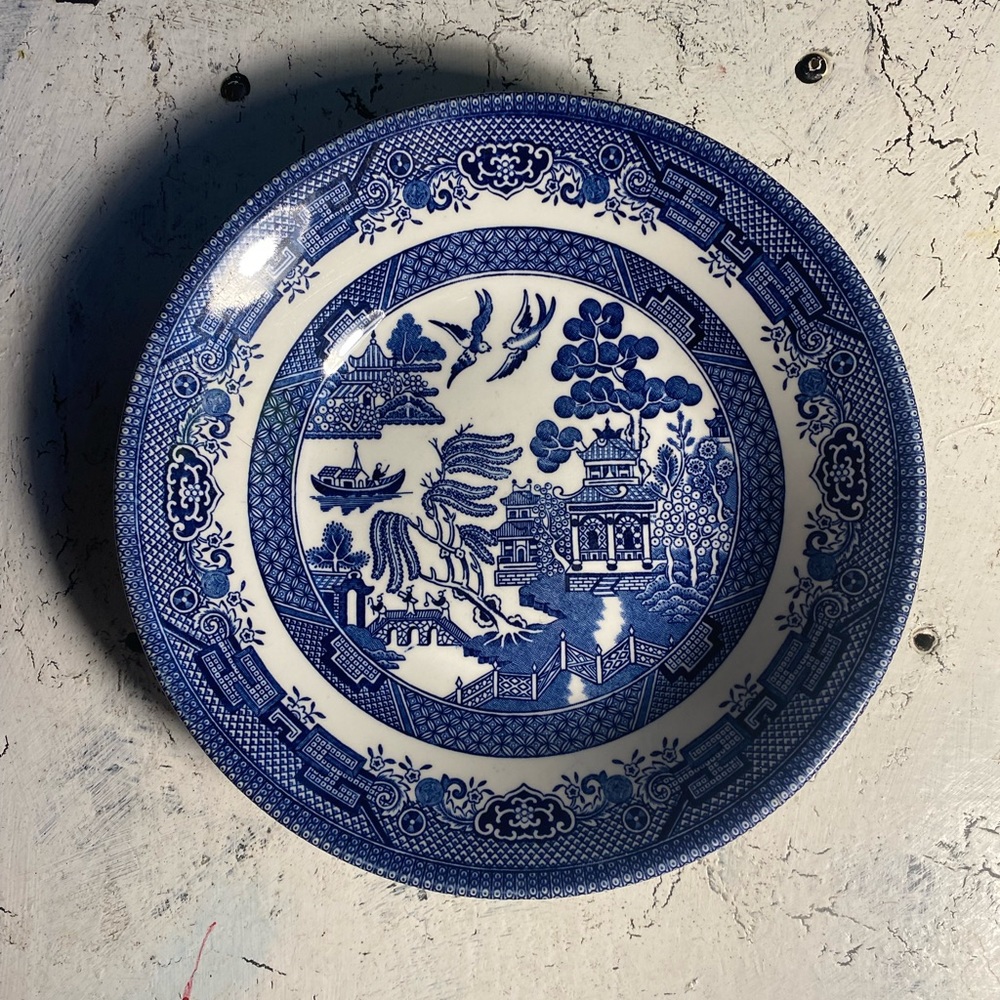 2 Churchill China Blue Willow 7 7/8” Soup Bowl